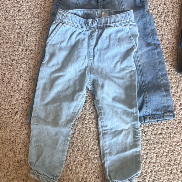 Lot of jeans size 3T (5 pairs) like new - Picture 3 of 6